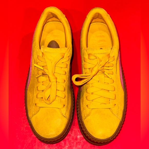 PUMA Fenty Cleated Creeper Trainers Suede Yellow Pink Women’s 8.5 US Men’s 7 US